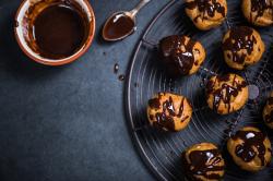 The image for Éclairs and Cream Puffs